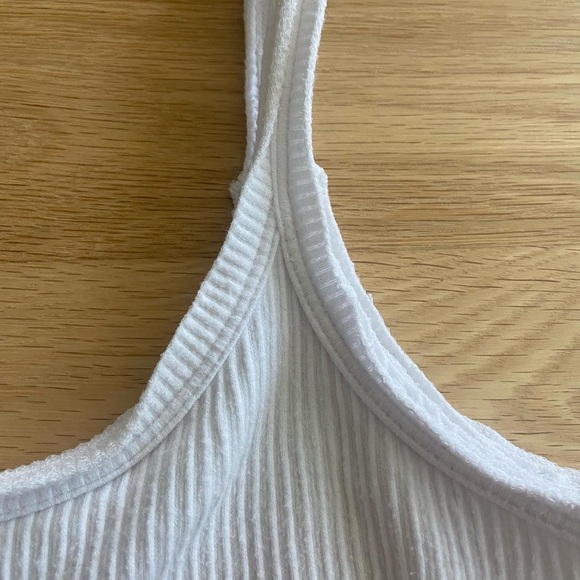 out from under seamless tank - Picture 2 of 4